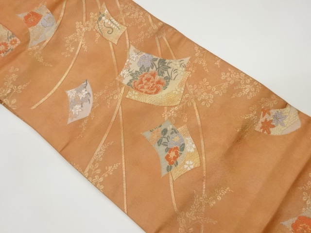 色紙に花々・芝模様織出し名古屋帯